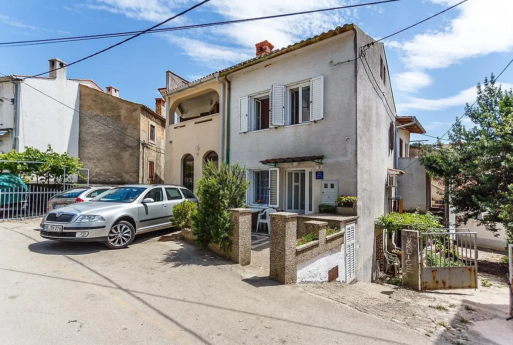 Apartment Filip Vrbnik