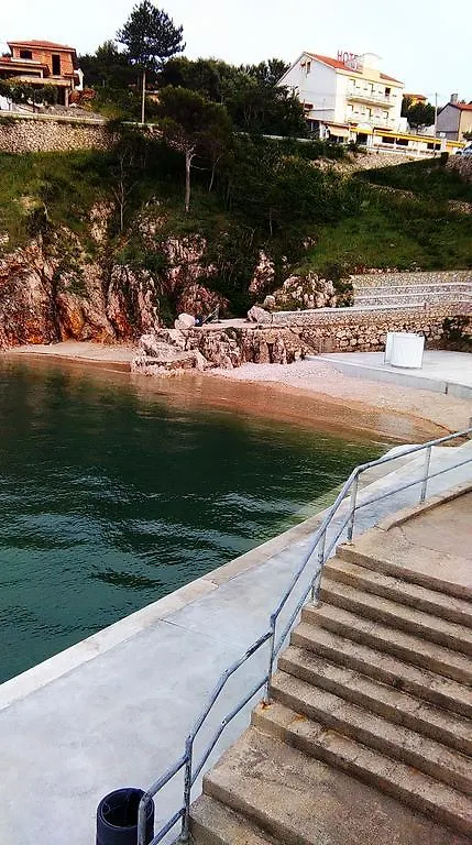 Apartment Filip Vrbnik Croatia
