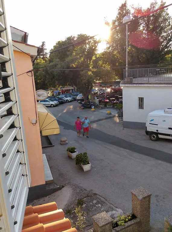 Apartment Filip Vrbnik